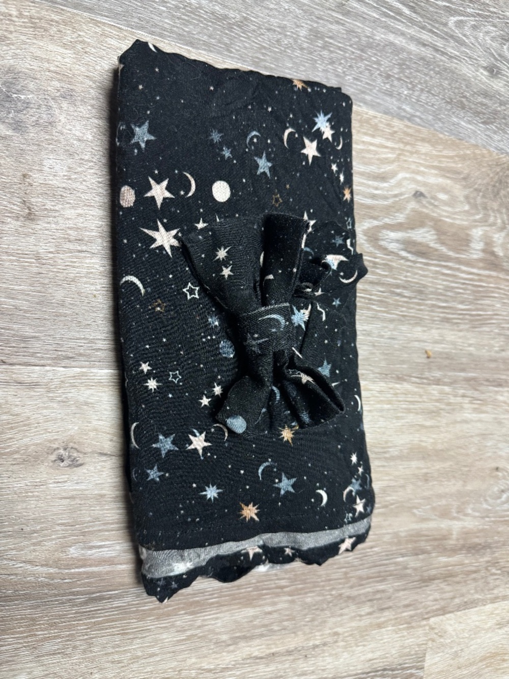 Little Sleepies Counting stars swaddle and luxe bow